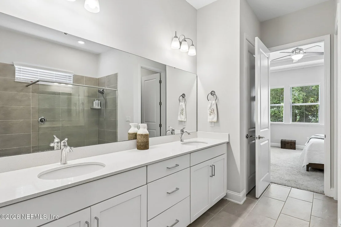 Photo of 152 CLOVERBROOK Road