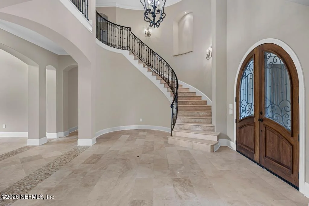 Photo of 164 N RIVER Drive