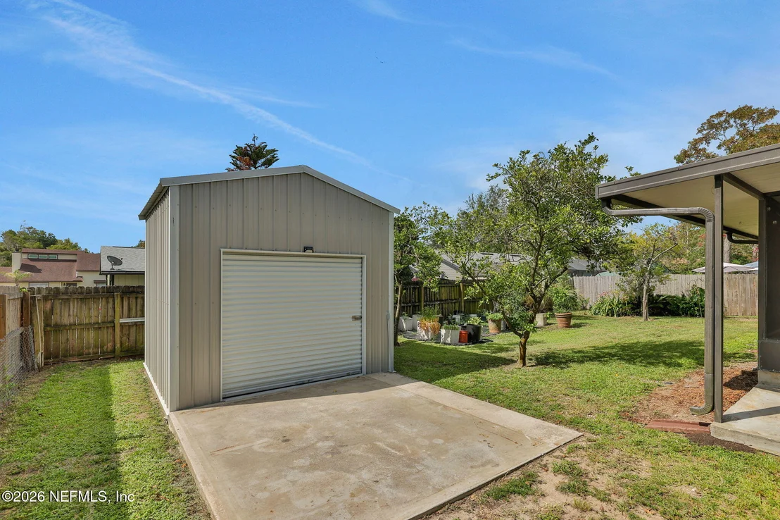 Photo of 11530 BROAD LEAF Drive