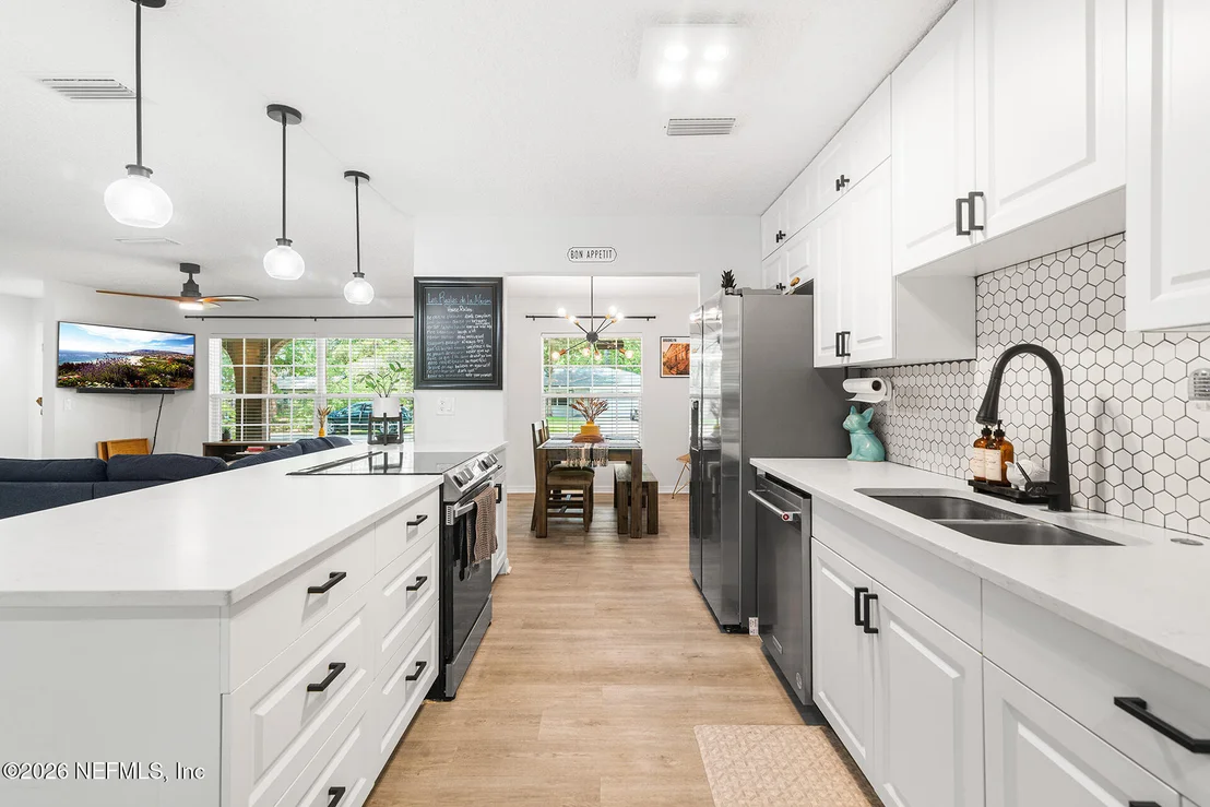 Photo of 12995 MANDARIN POINT Lane