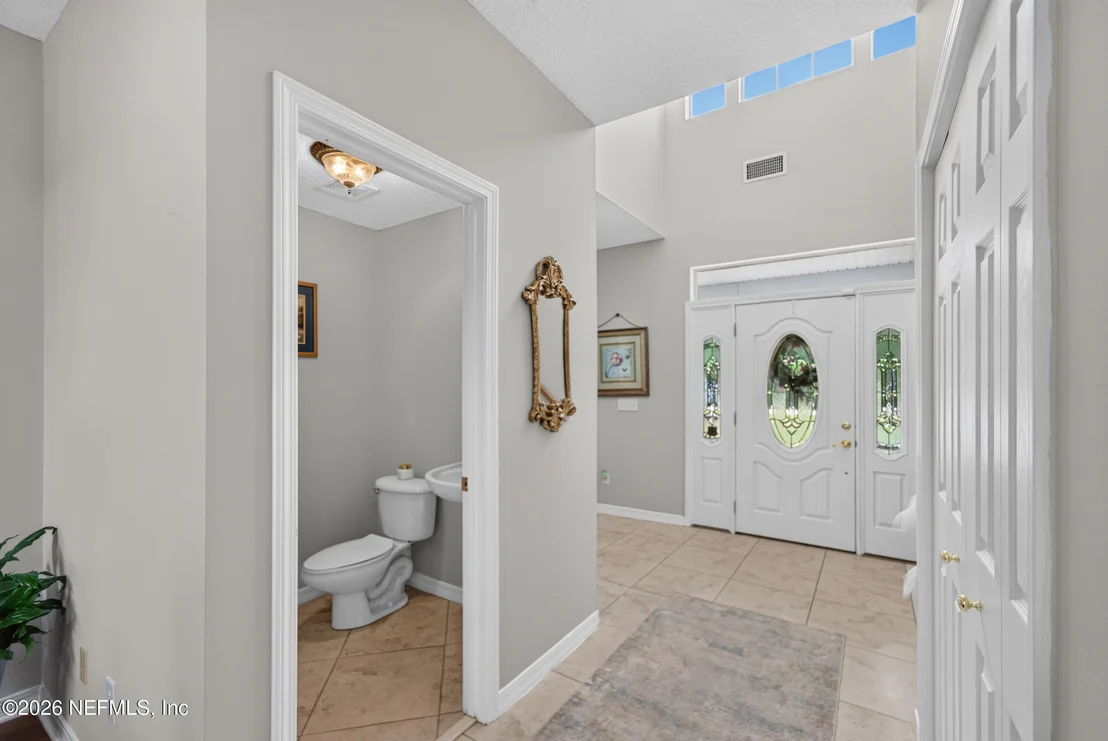 Photo of 1045 CEDAR BAY Road