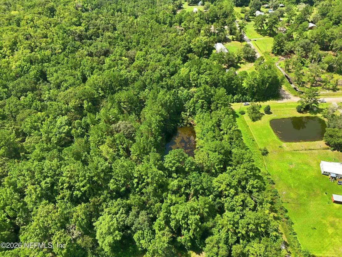 Photo of 143 PINE TREE Road