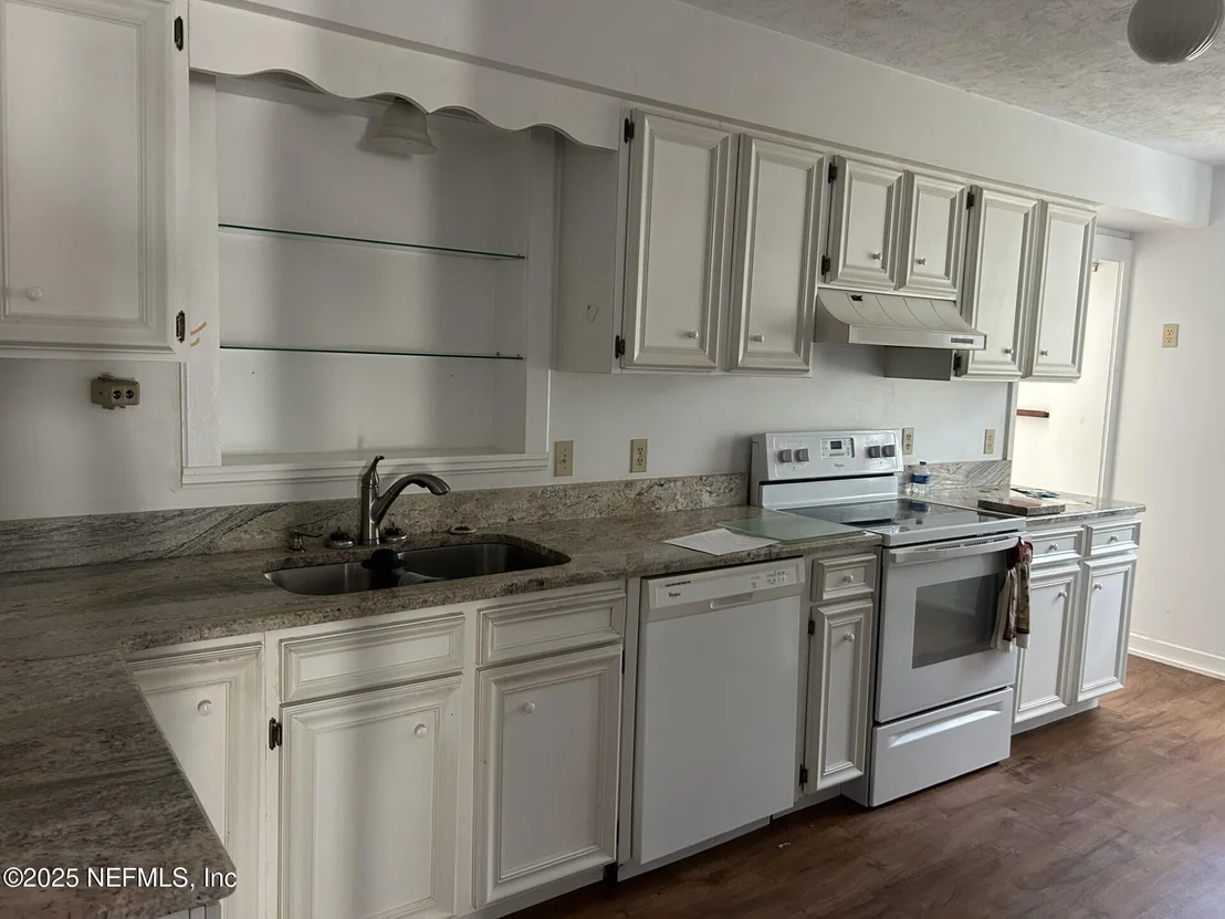 Photo of 6192 COUNTY RD 219