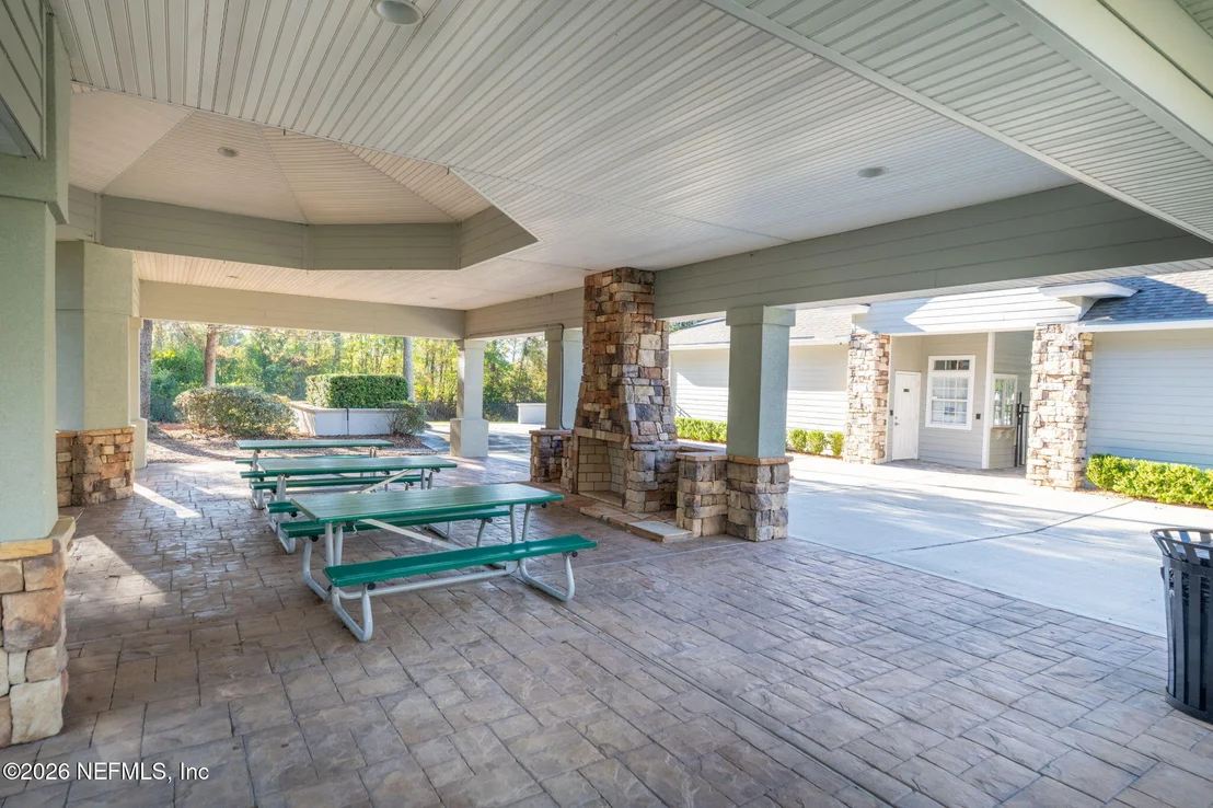 Photo of 2325 LINKS Drive
