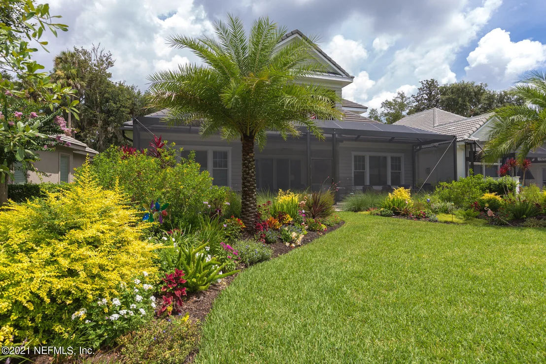Photo of 236 LAUREL Lane