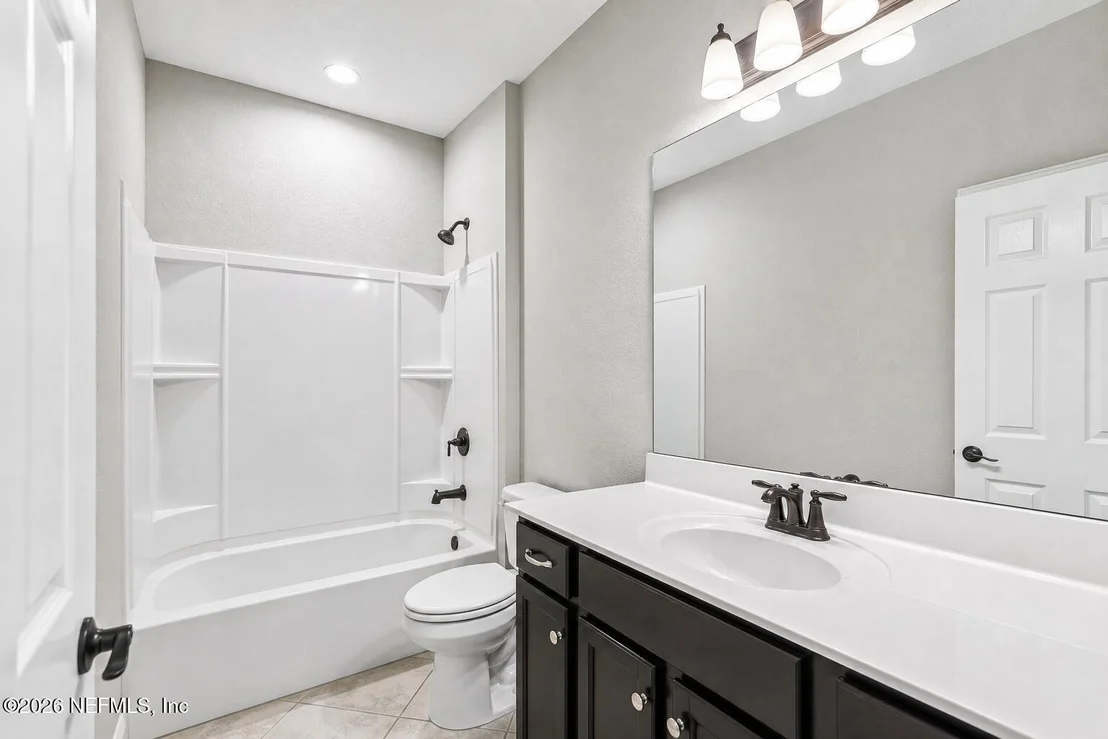 Photo of 910 LAUREL VALLEY Drive
