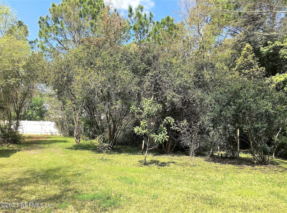 Photo of 1000 ERVIN Street