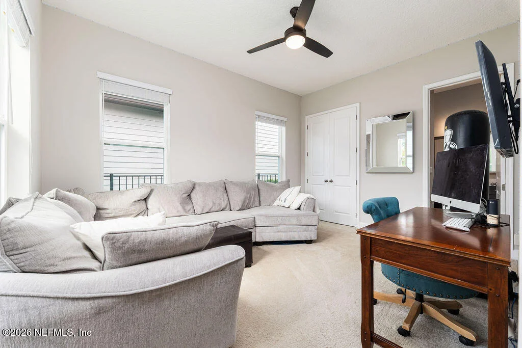 Photo of 818 OUTLOOK Drive