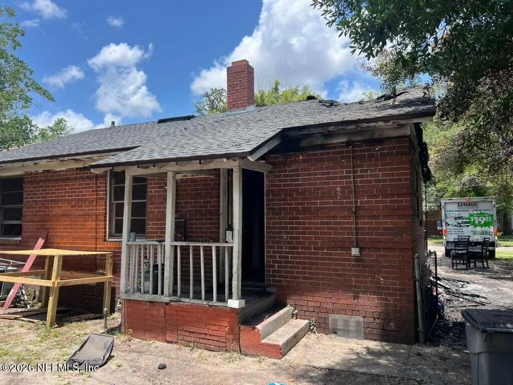 Photo of 6610 SUNSET Drive