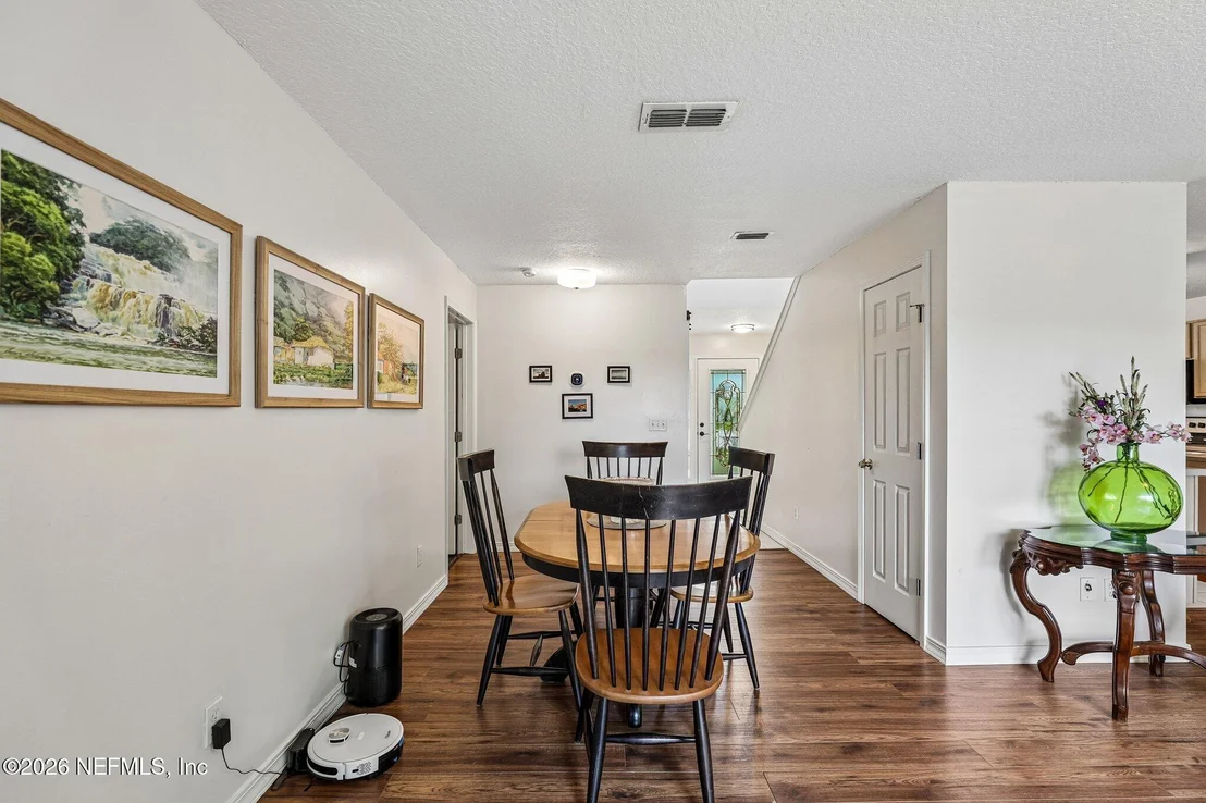 Photo of 305 ELEUTHERA Court