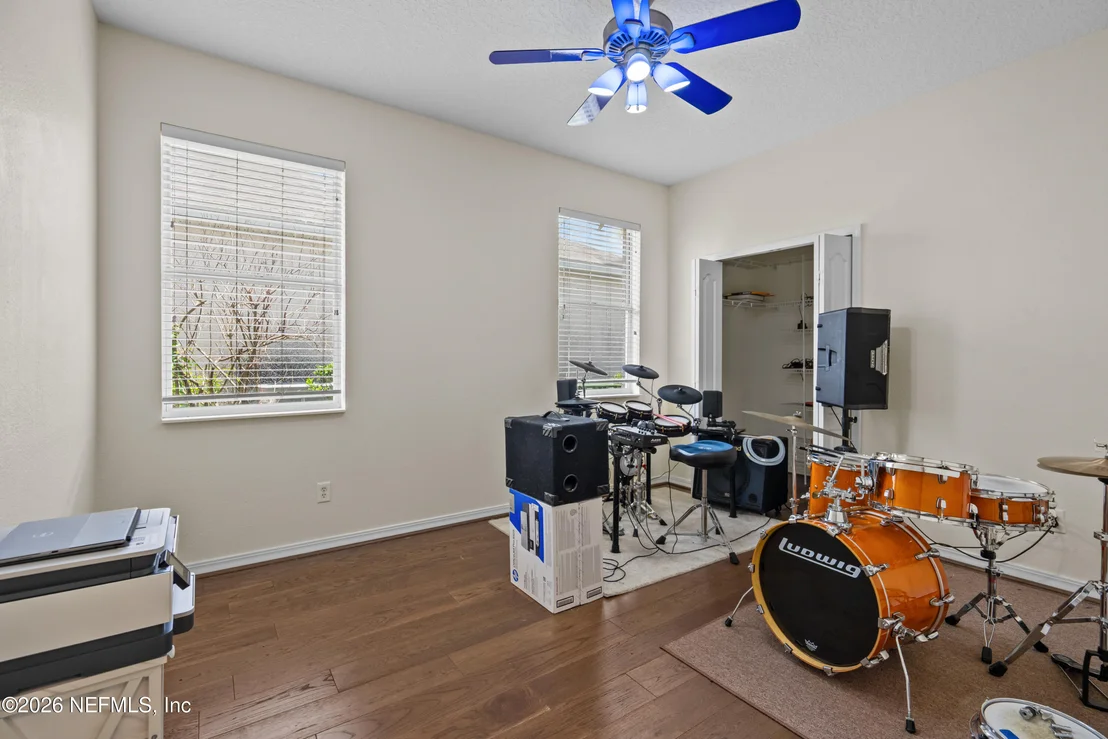 Photo of 138 LIONS GATE Drive