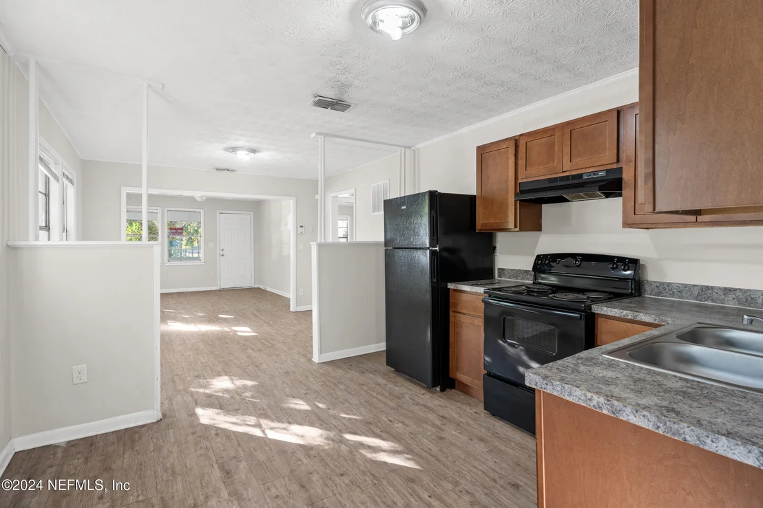 Photo of 3745 SOUTEL Drive