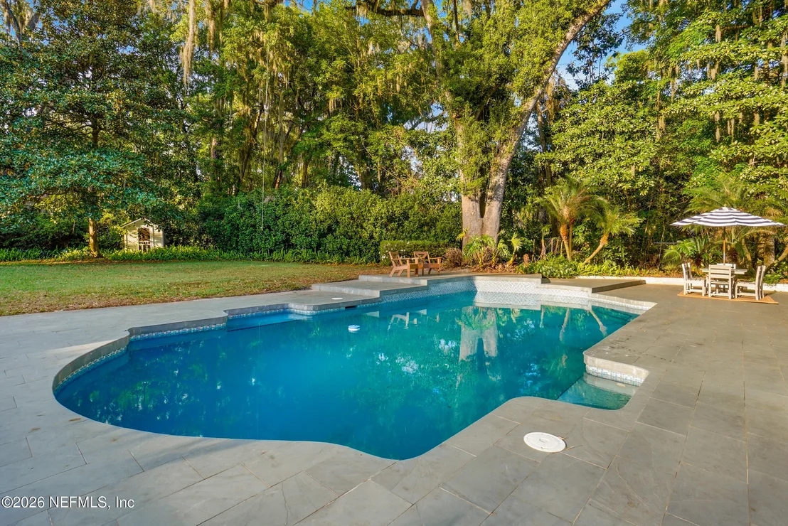 Photo of 2682 FOREST Circle