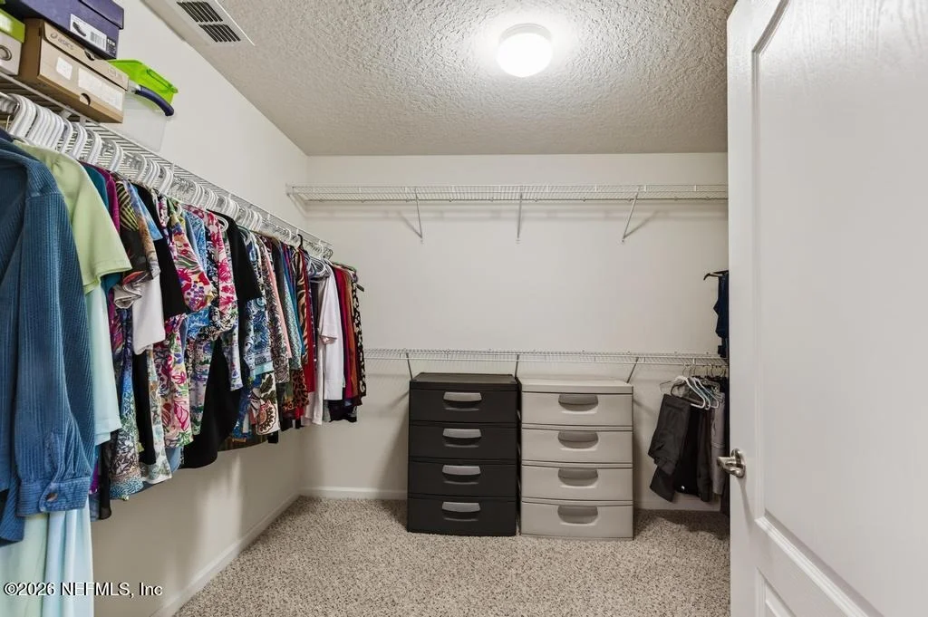 Photo of 558 PALACE Drive