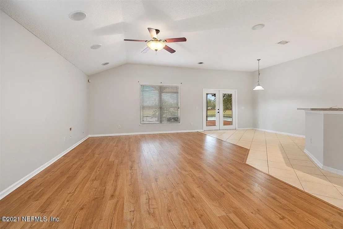 Photo of 900 E TERRANOVA Way