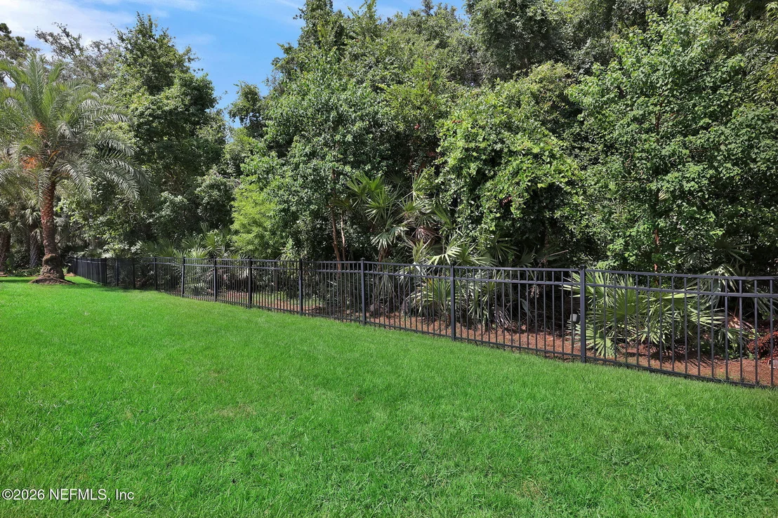 Photo of 122 SENORA Court
