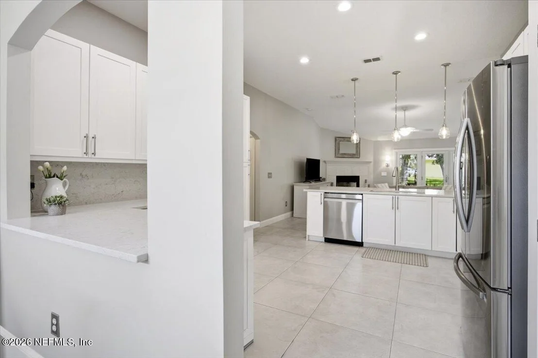 Photo of 1204 PARADISE POND Road