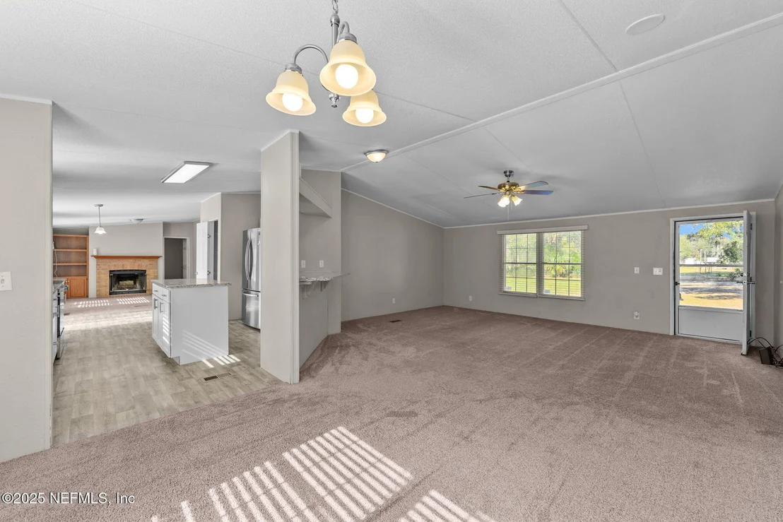 Photo of 117 WILLIAMS Lane