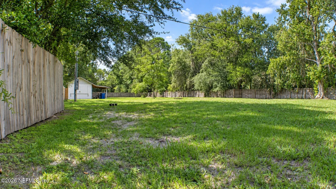 Photo of 306 BERNARD Road