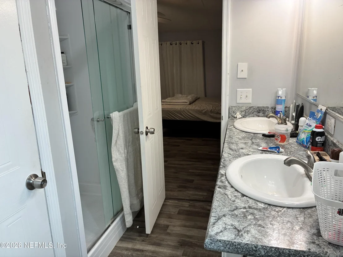 Photo of 104 REAVES Avenue