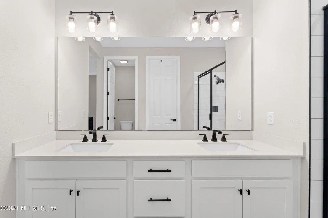 Photo of 75262 PLUMBAGO Trace