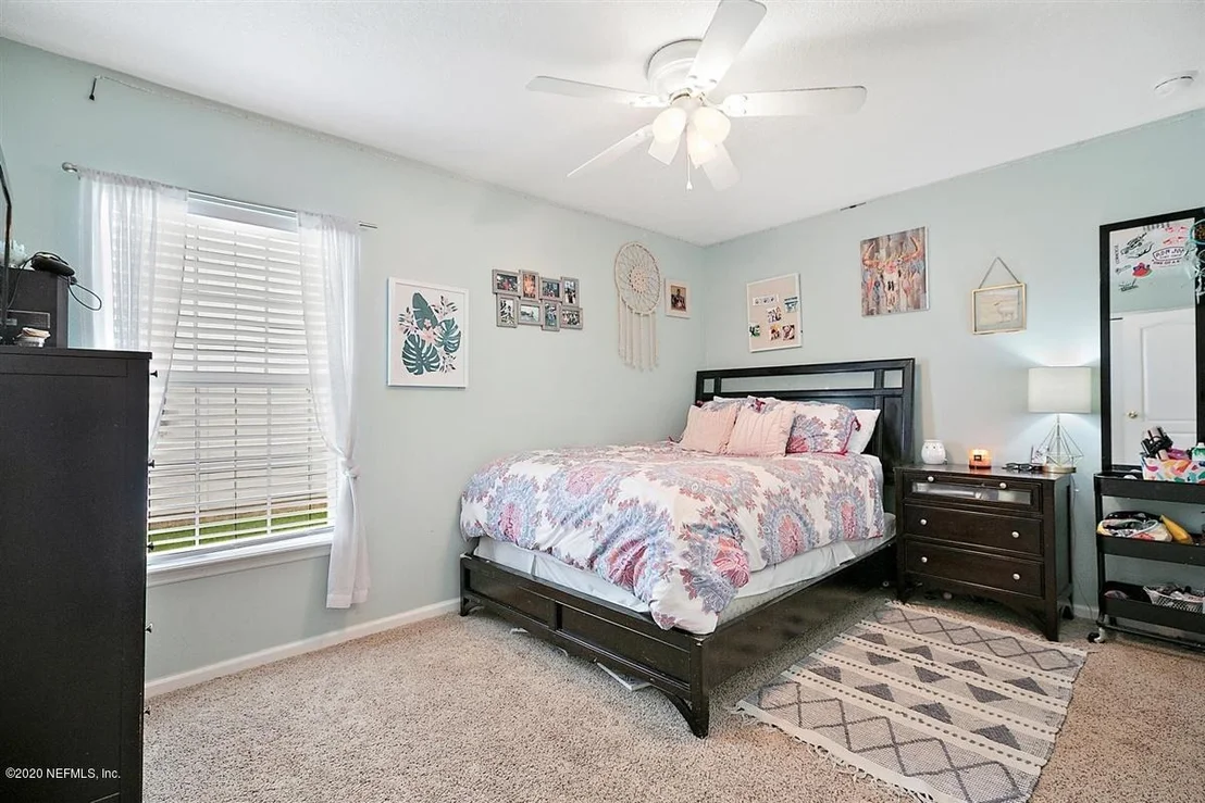 Photo of 132 STRAW POND Way