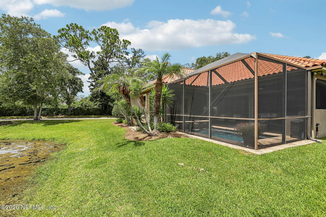 Photo of 4002 LA VISTA Circle