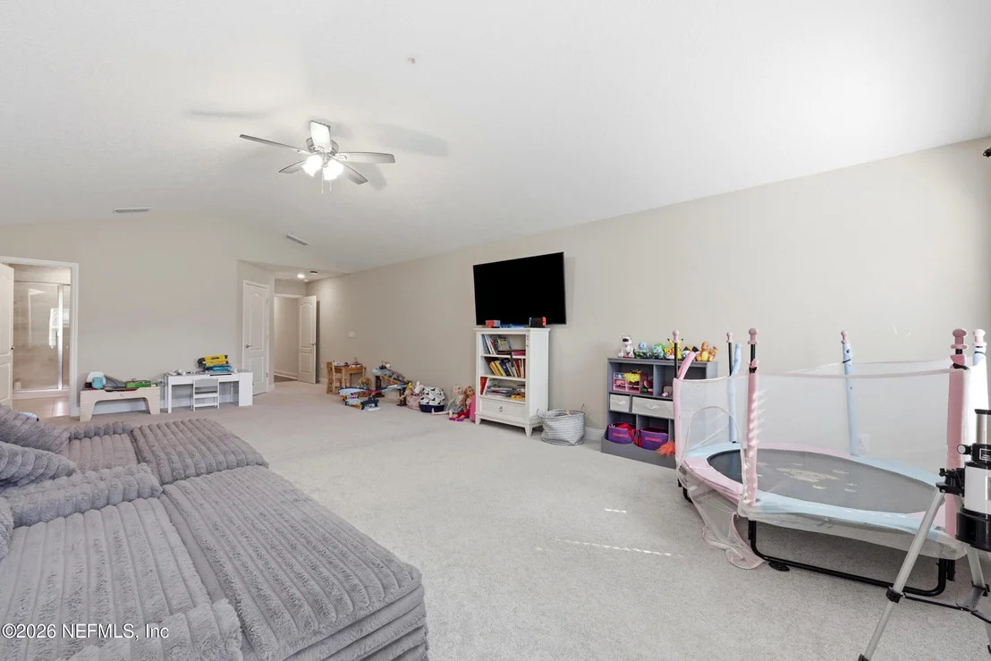Photo of 44 BRASILLA Avenue