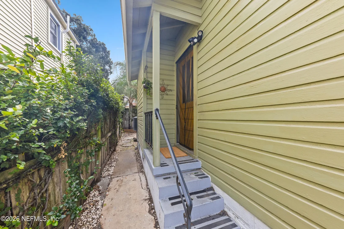 Photo of 61 ABBOTT Street