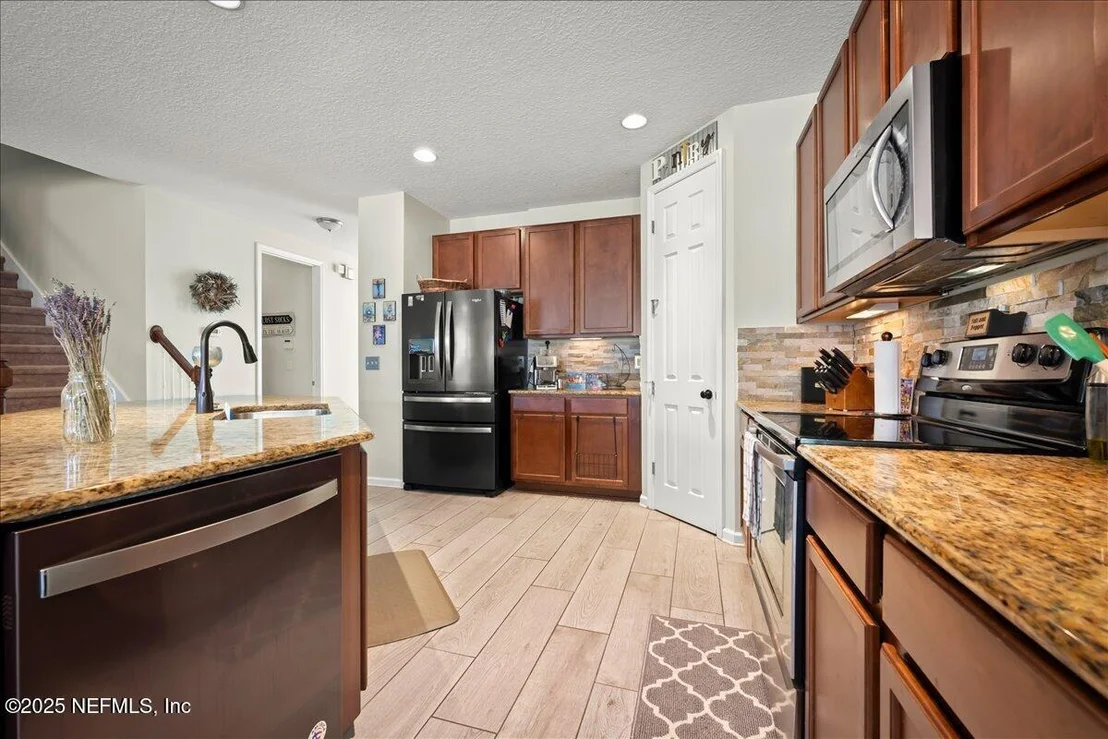 Photo of 168 PLAZA DEL RIO Drive
