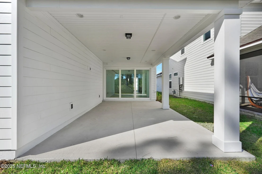 Photo of 299 REFLECTIONS Avenue