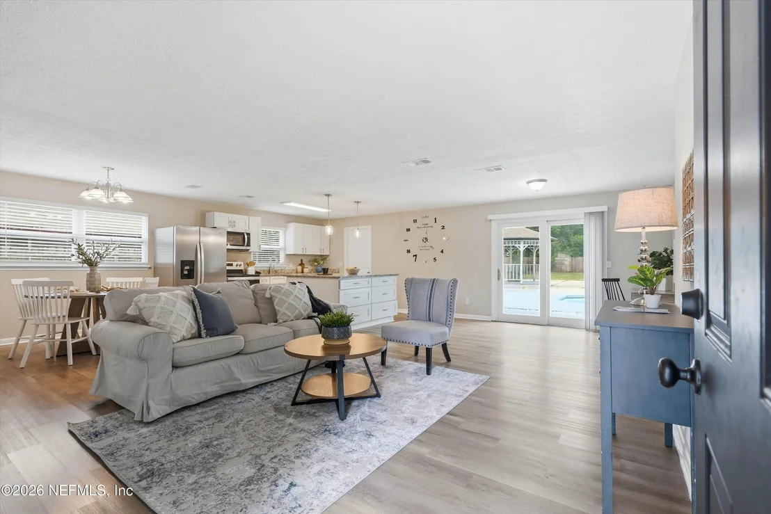 Photo of 3662 MATEO Place