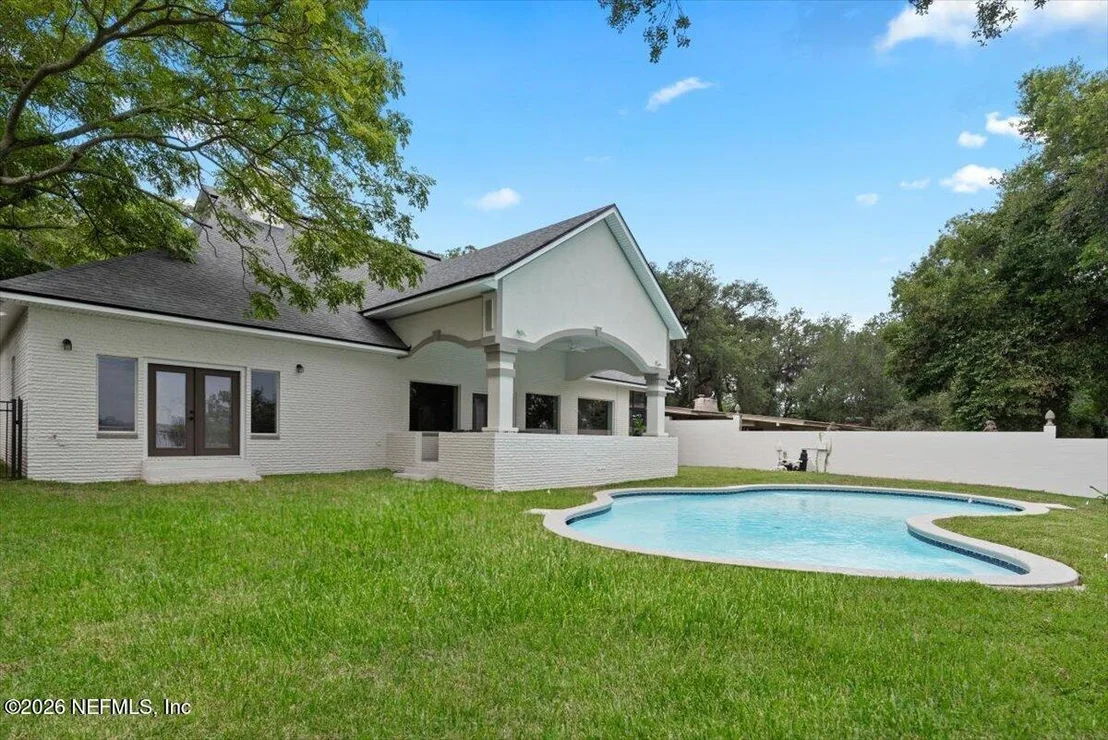 Photo of 3845 HARBOR Drive