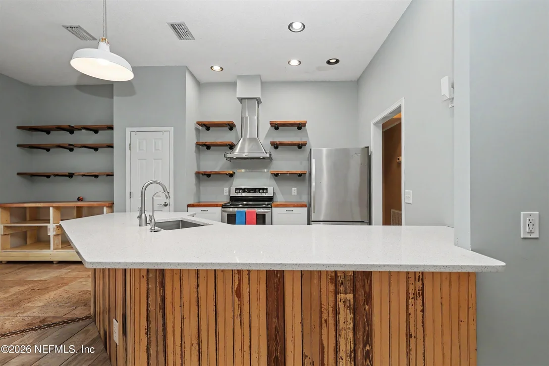 Photo of 8639 RANCHWOOD Lane