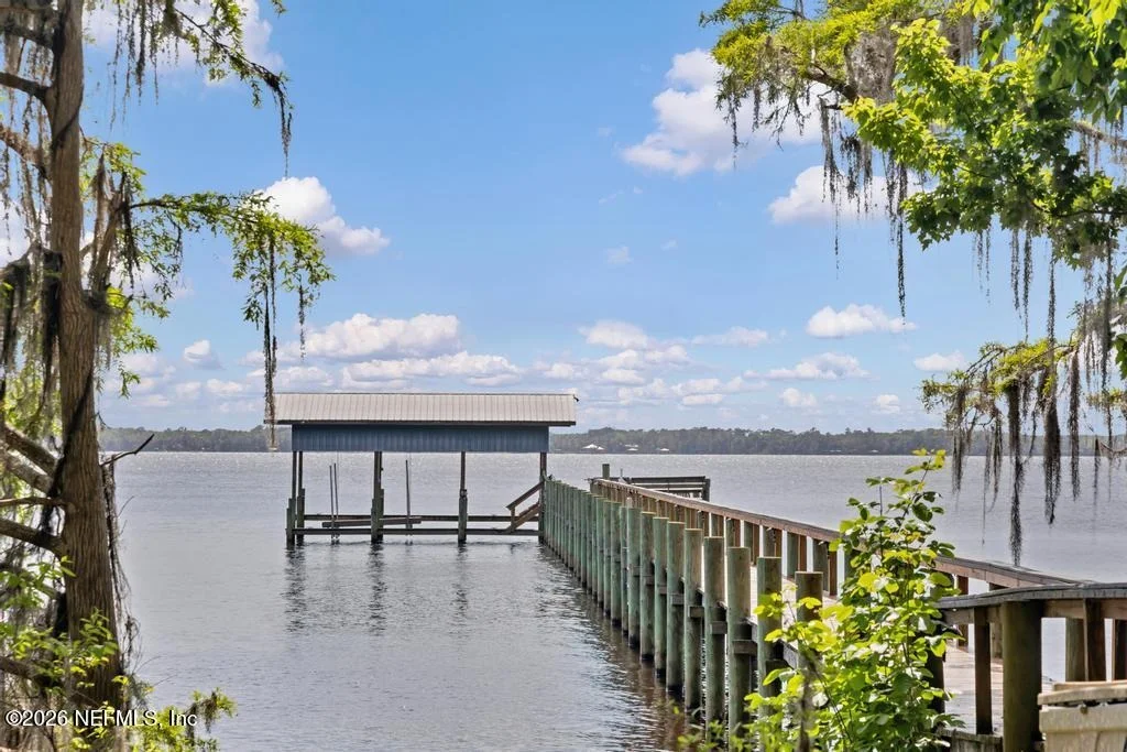 Photo of 124 RIVER PLANTATION Road N