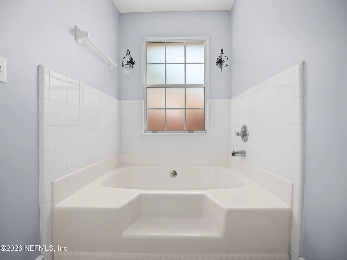 Photo of 1202 DORWINION Drive