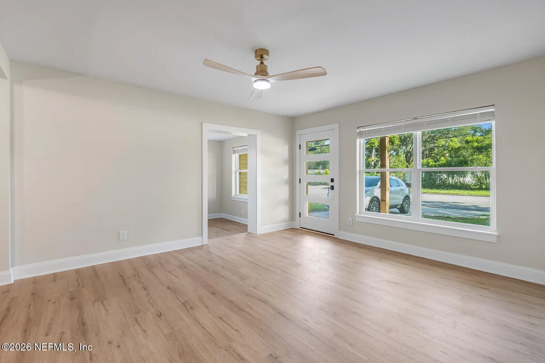 Photo of 2614 LEONID Road