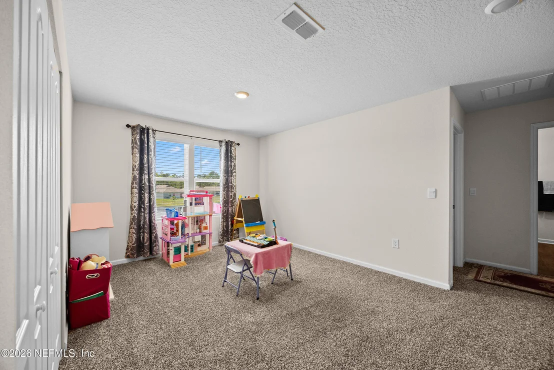 Photo of 70168 ROSEAPPLE Court