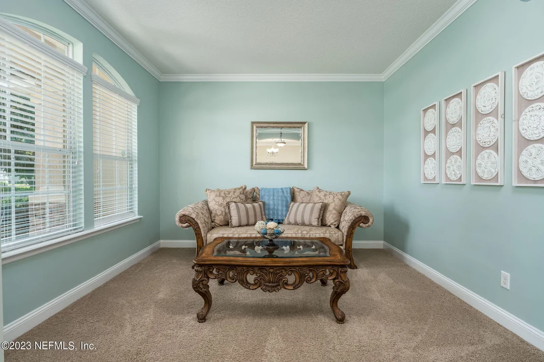 Photo of 548 SADDLESTONE Drive