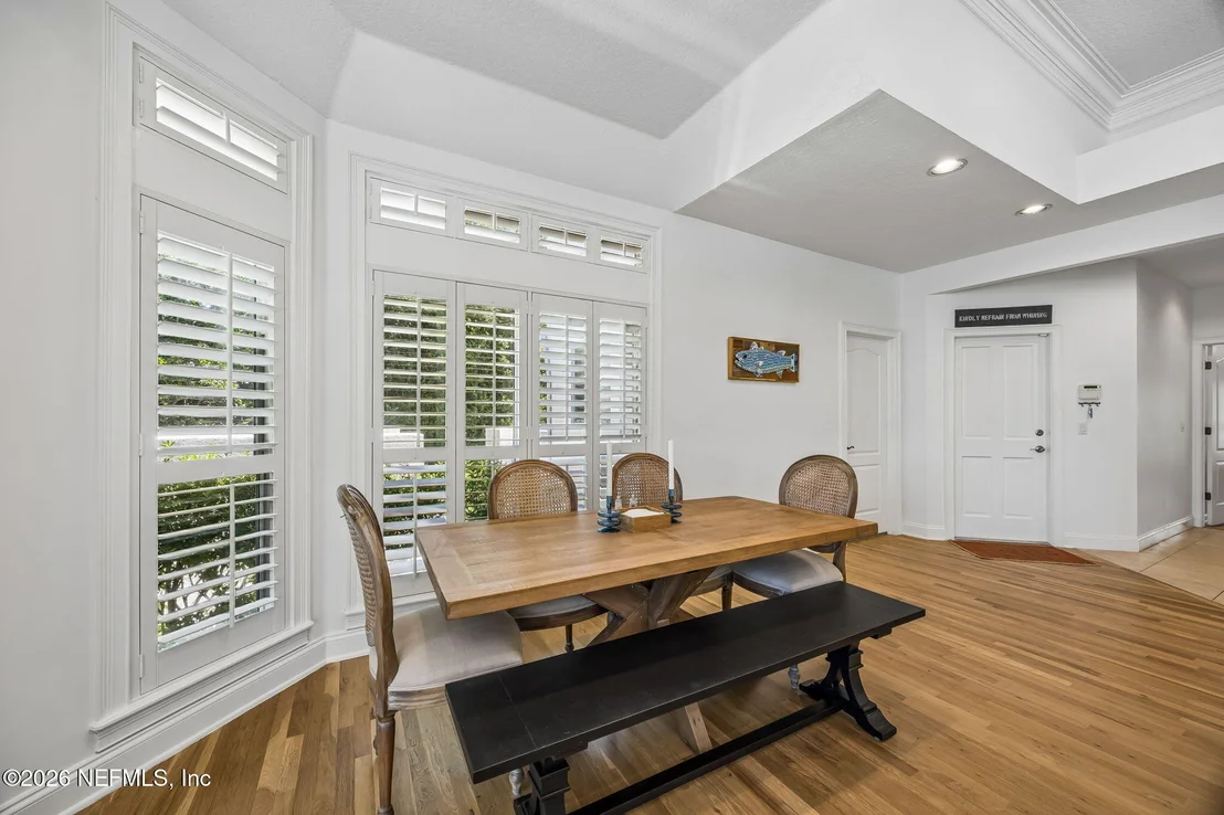 Photo of 285 LINKSIDE Circle