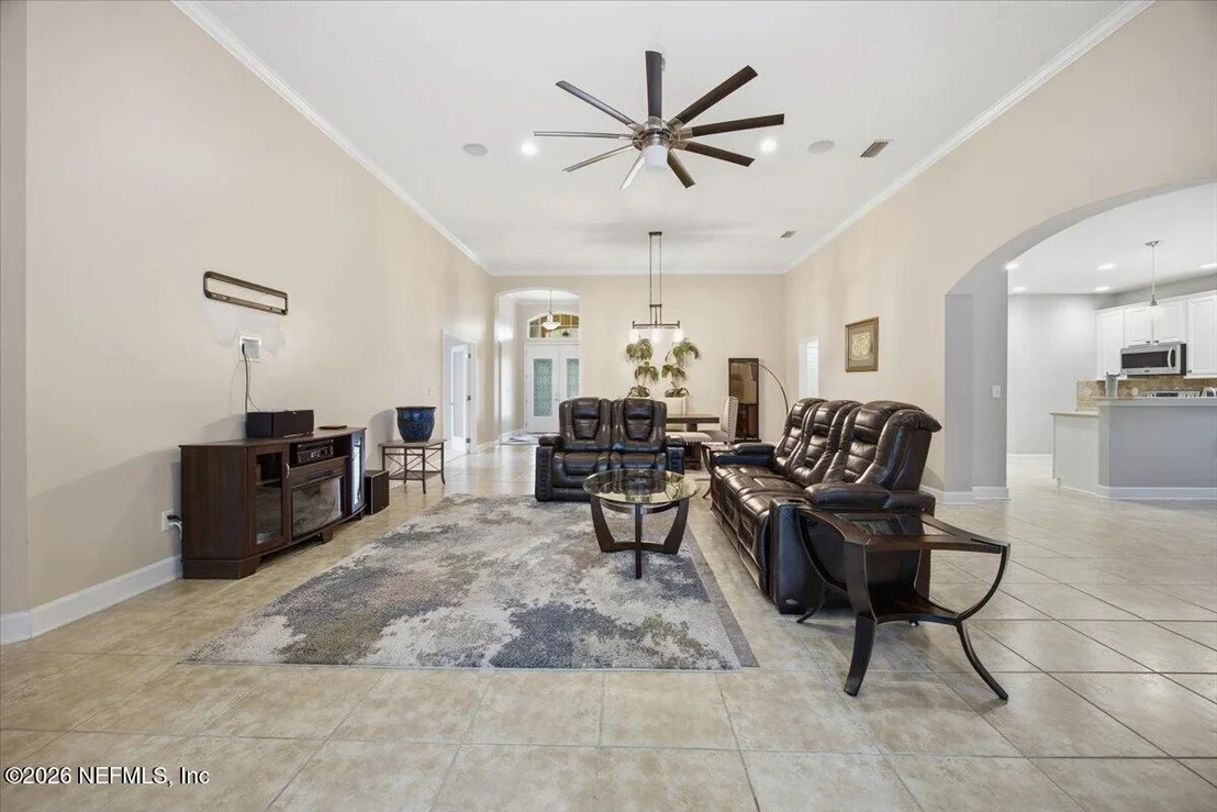 Photo of 2348 LINKS Drive