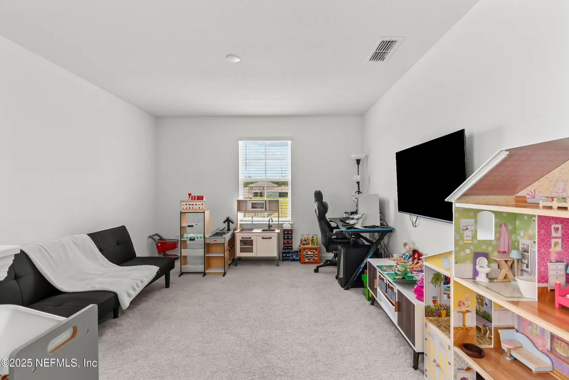 Photo of 9852 LOVAGE Lane
