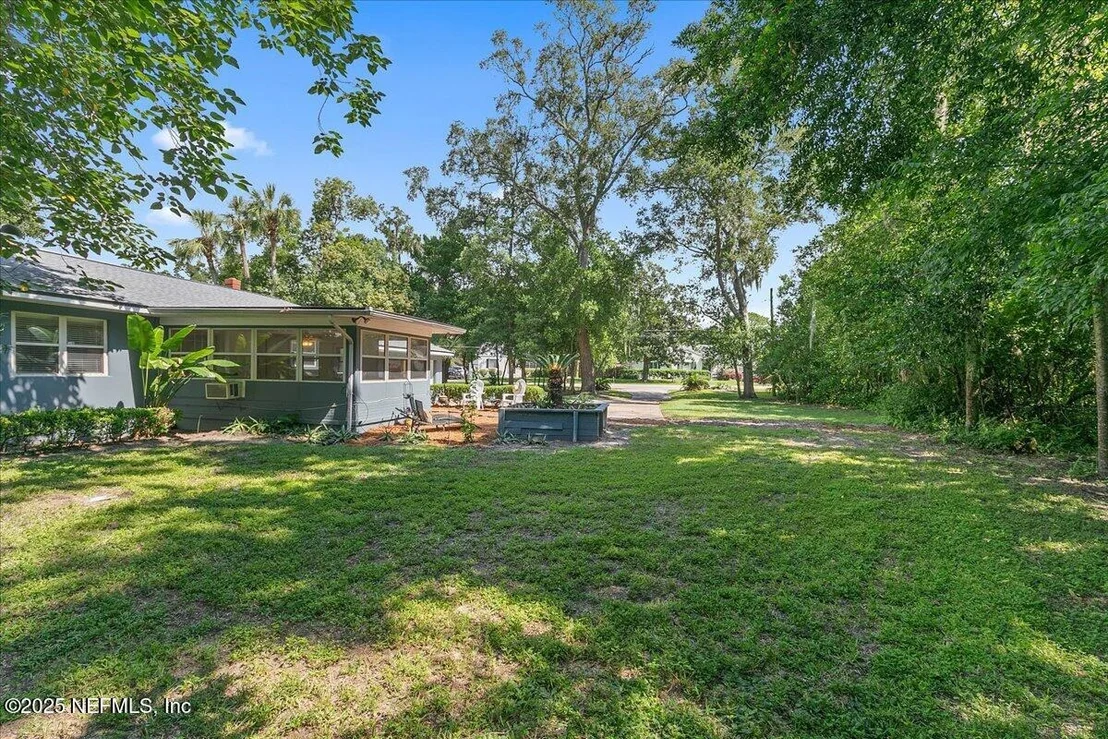 Photo of 4305 LANDOVER Drive