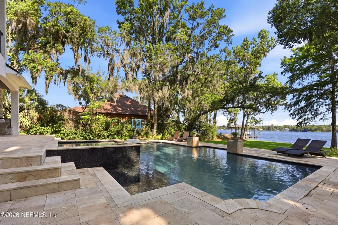 Photo of 2049 BISHOP ESTATES Road