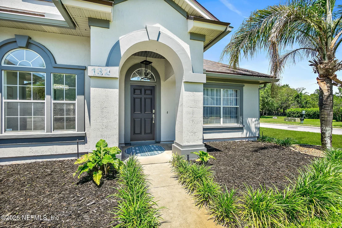 Photo of 132 SUMMERHILL Circle