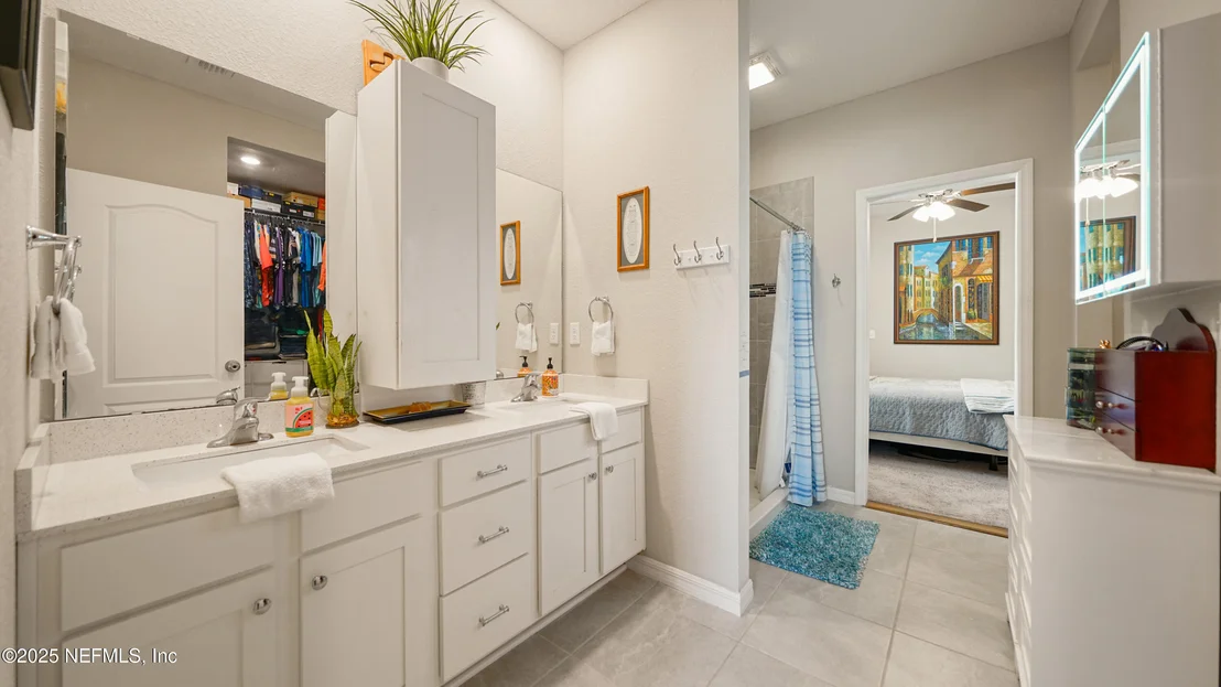 Photo of 122 BRYBAR Drive
