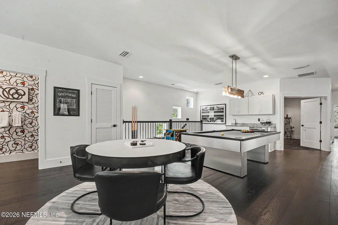 Photo of 133 GREENBRIAR ESTATES Drive