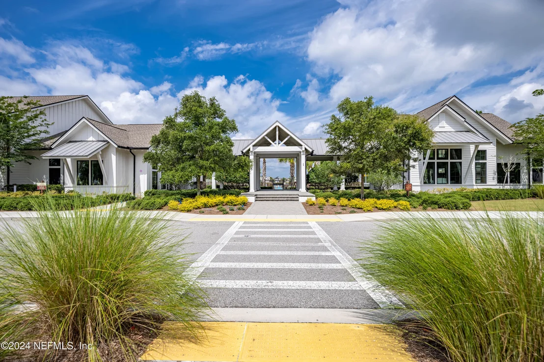 Photo of 775 FARMFIELD Drive