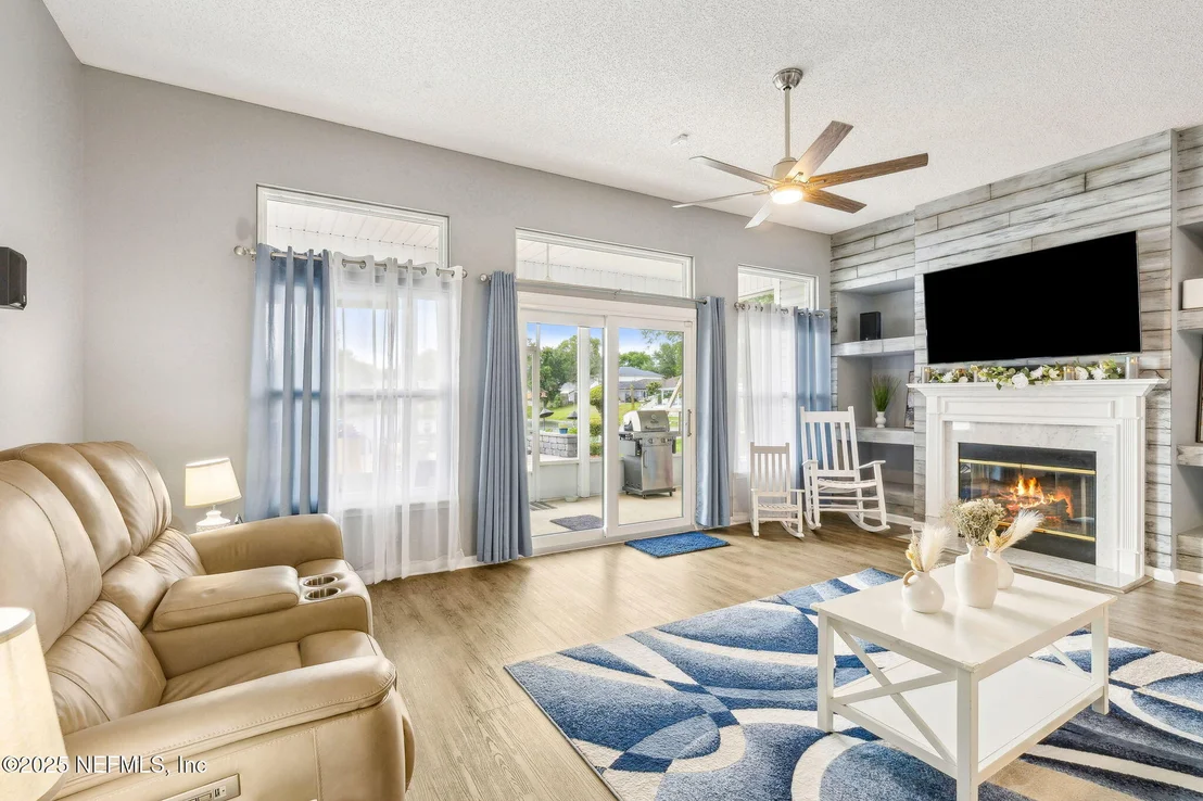 Photo of 14442 BASILHAM Lane