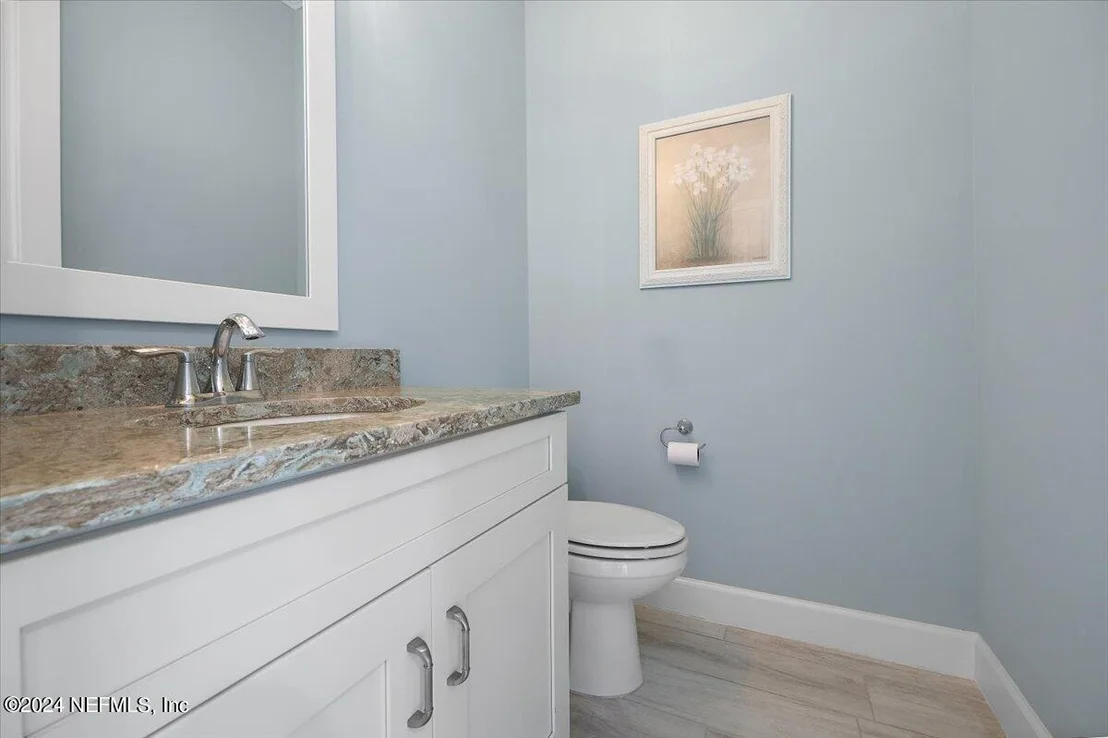 Photo of 92 OCEANVIEW Drive